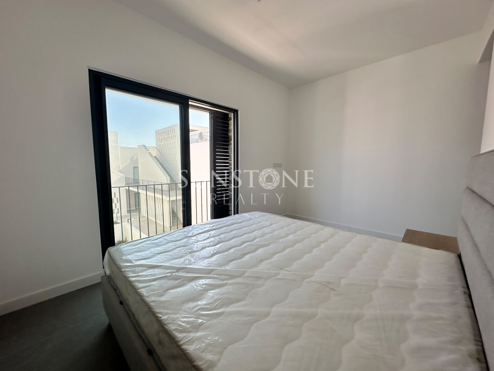 Alsancak Bölgesinin En prestijli Sitesinde Kiralık 2+1 Penthouse 10