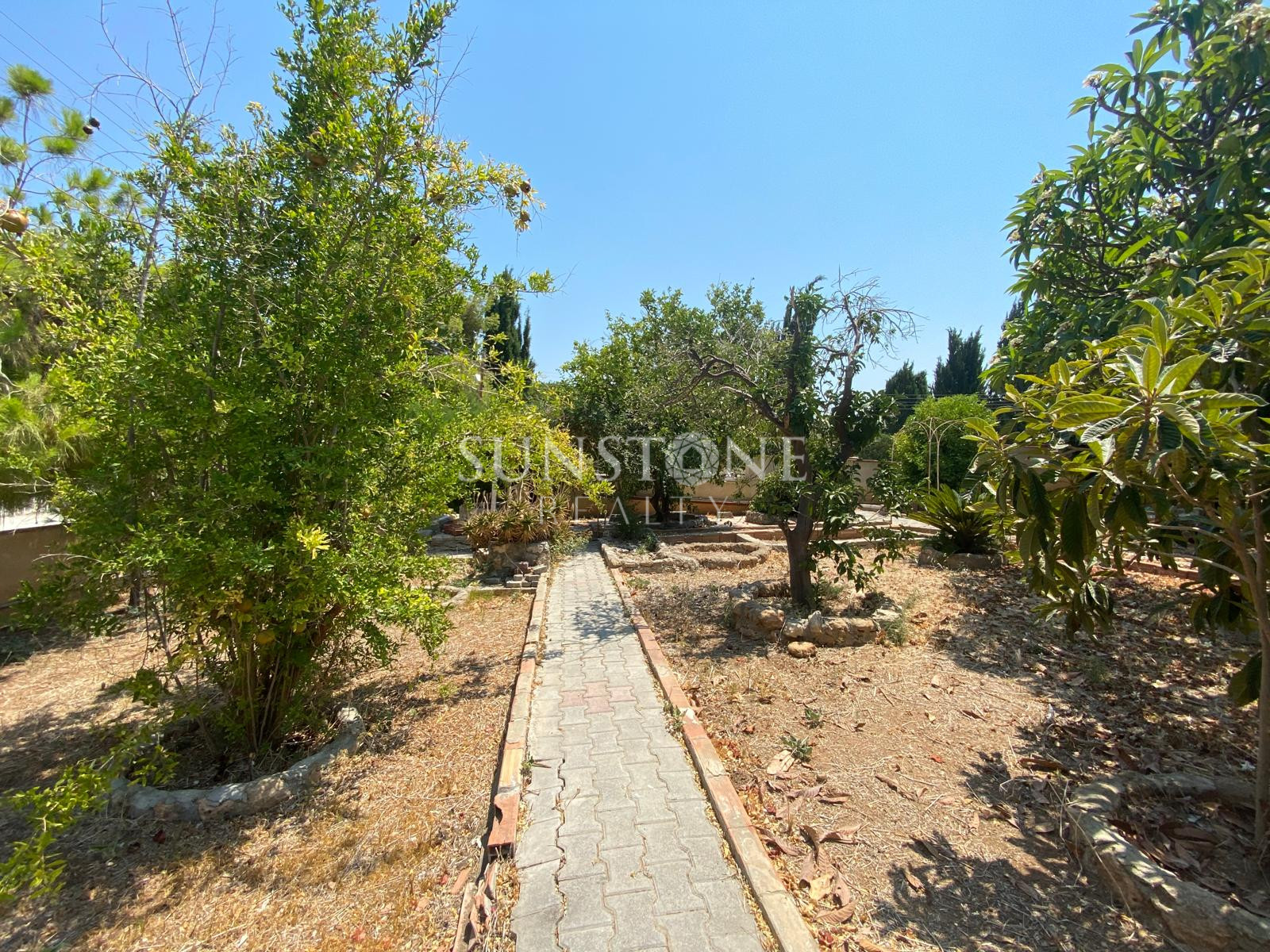 Çatalköy’de Kiralık Lüks 3+1 Villa – Özel Havuzlu – Geniş Bahçeli 37