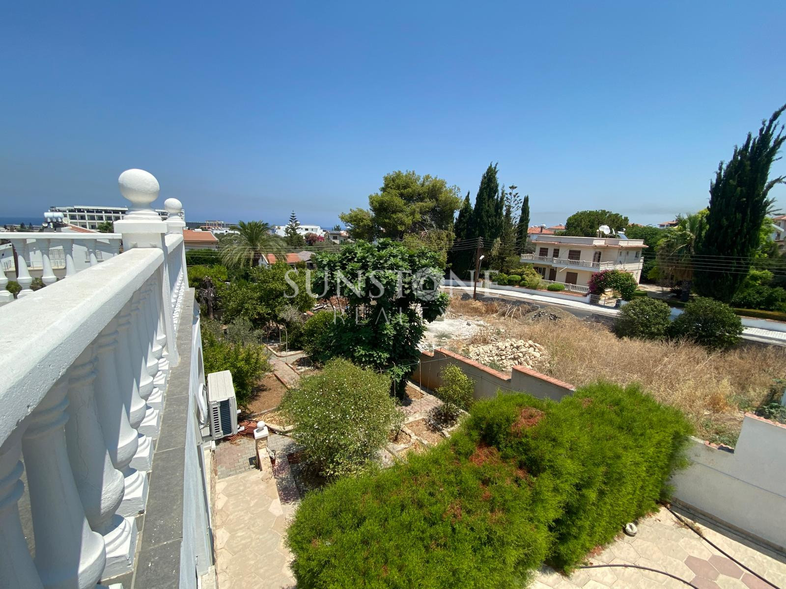 Çatalköy’de Kiralık Lüks 3+1 Villa – Özel Havuzlu – Geniş Bahçeli 30