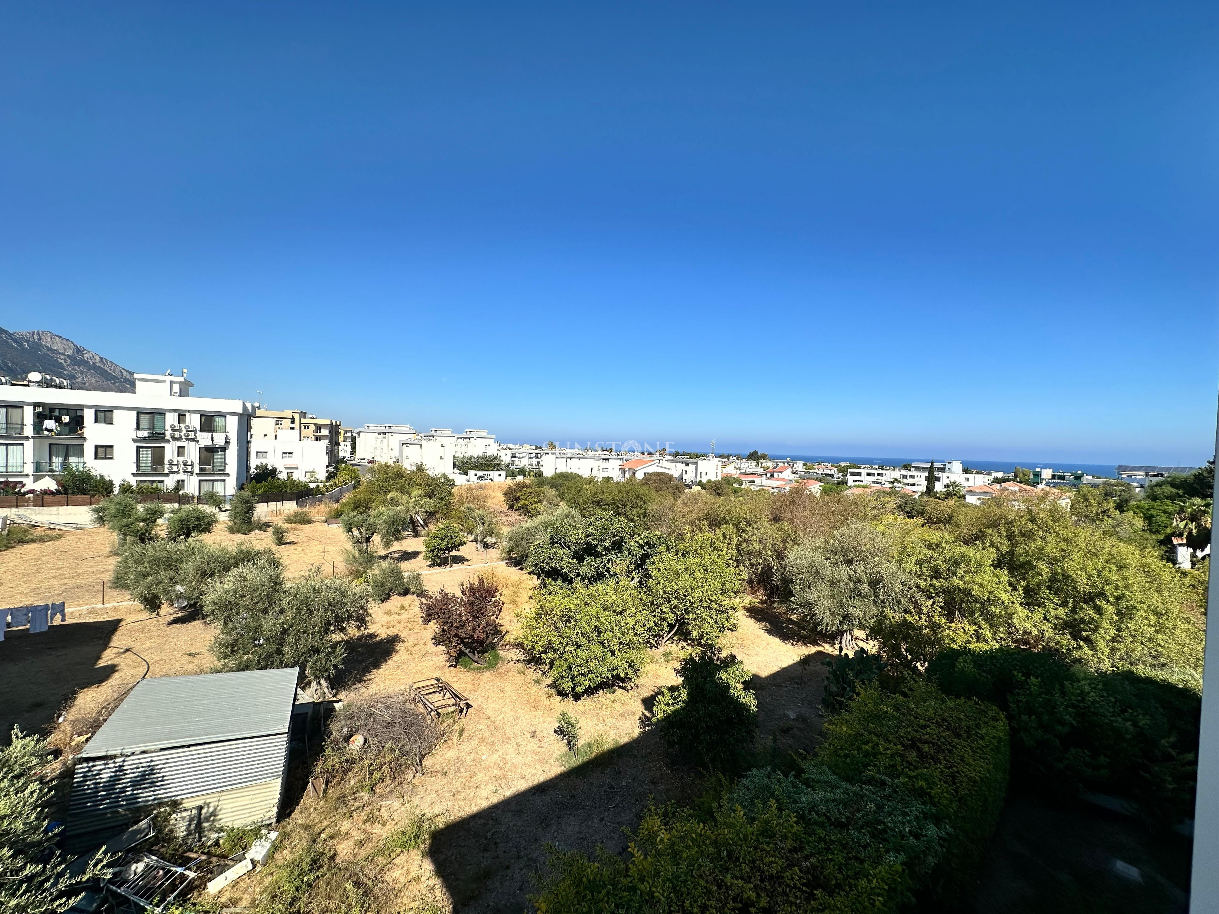 Girne Alsancak’ta Kiralık Lüx 2+1 Penthouse Daire 13