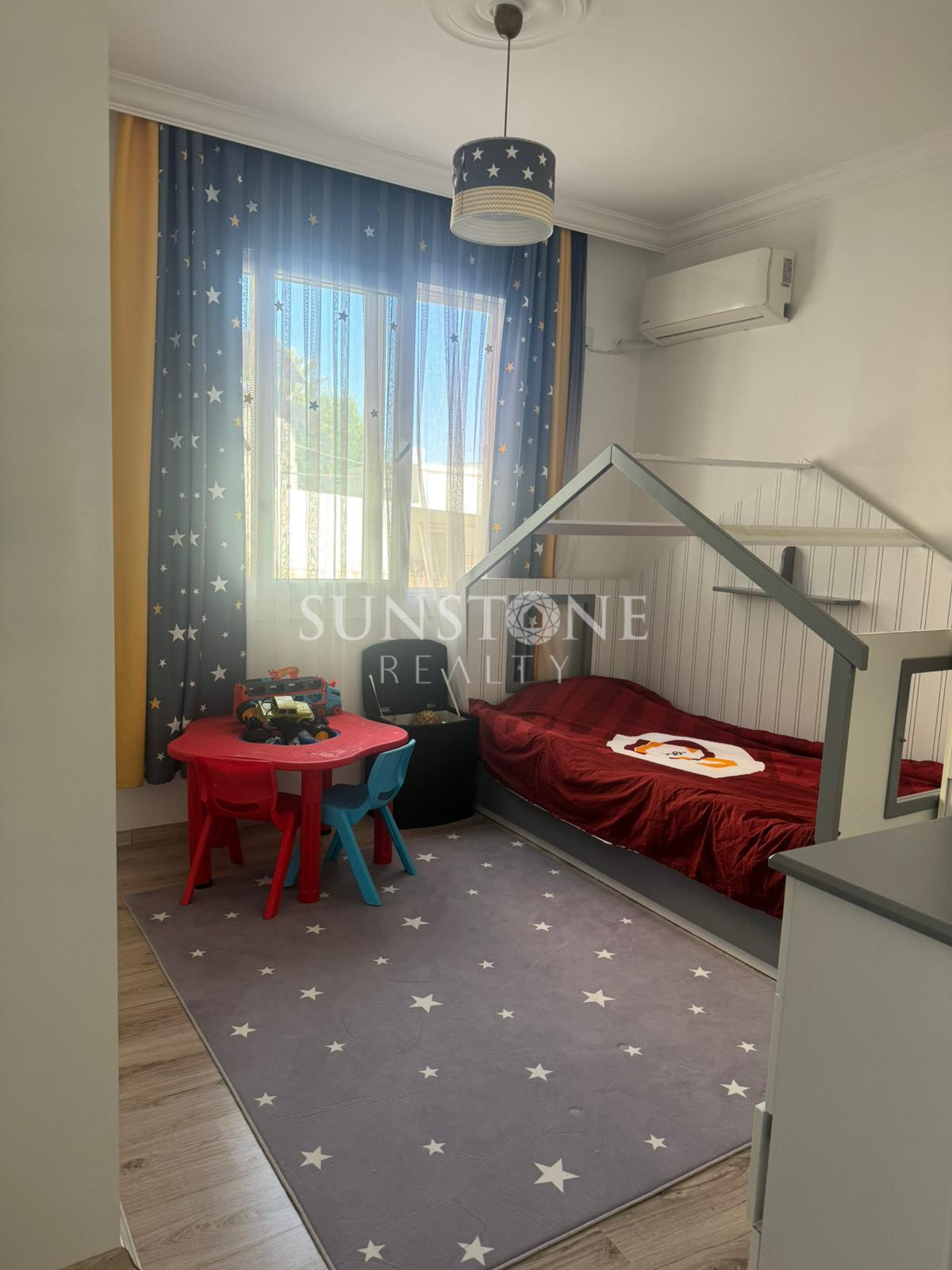 Girne Alsancak'ta Nejat British Okulu civarı 3+1 Satılık Daire  7