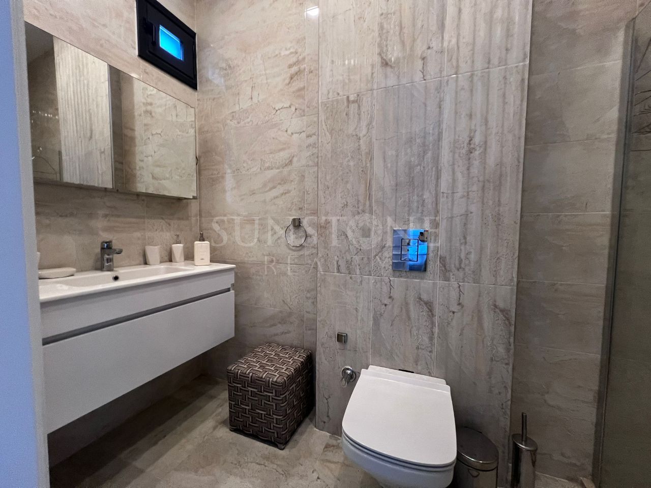 Fully Furnished 4+1 Apartment with Private Pool for Rent in Girne Bellapais, Cyprus 19
