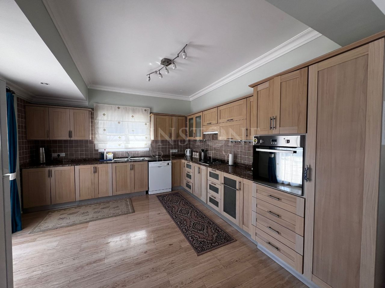 Fully Furnished 3+1 Villa with Pool for Rent in Girne Bellapais, Cyprus 5