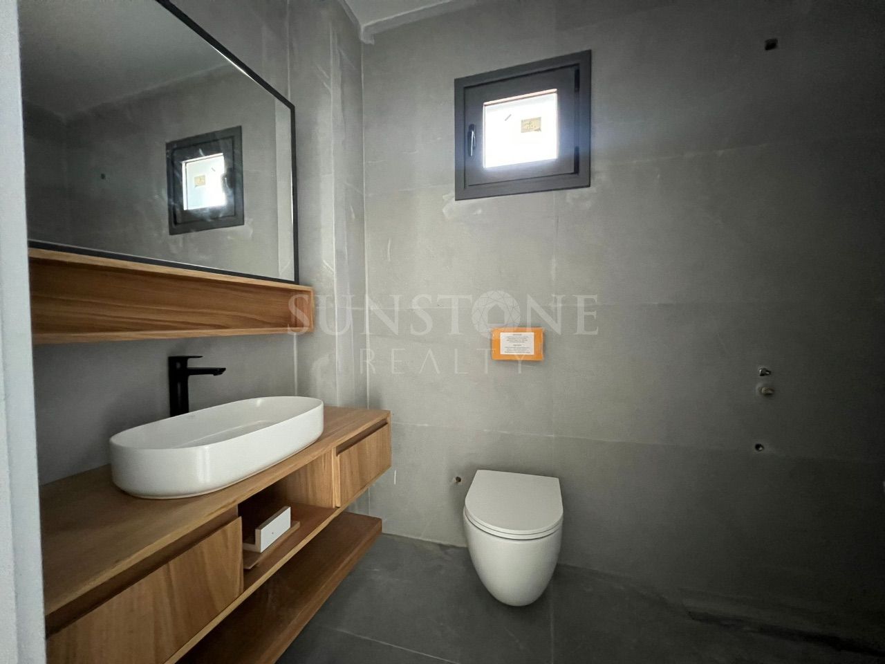 Cyprus Kyrenia Edremit 4+1 Detached Villas for Sale with Luxurious Architecture in a Magnificent Location 12