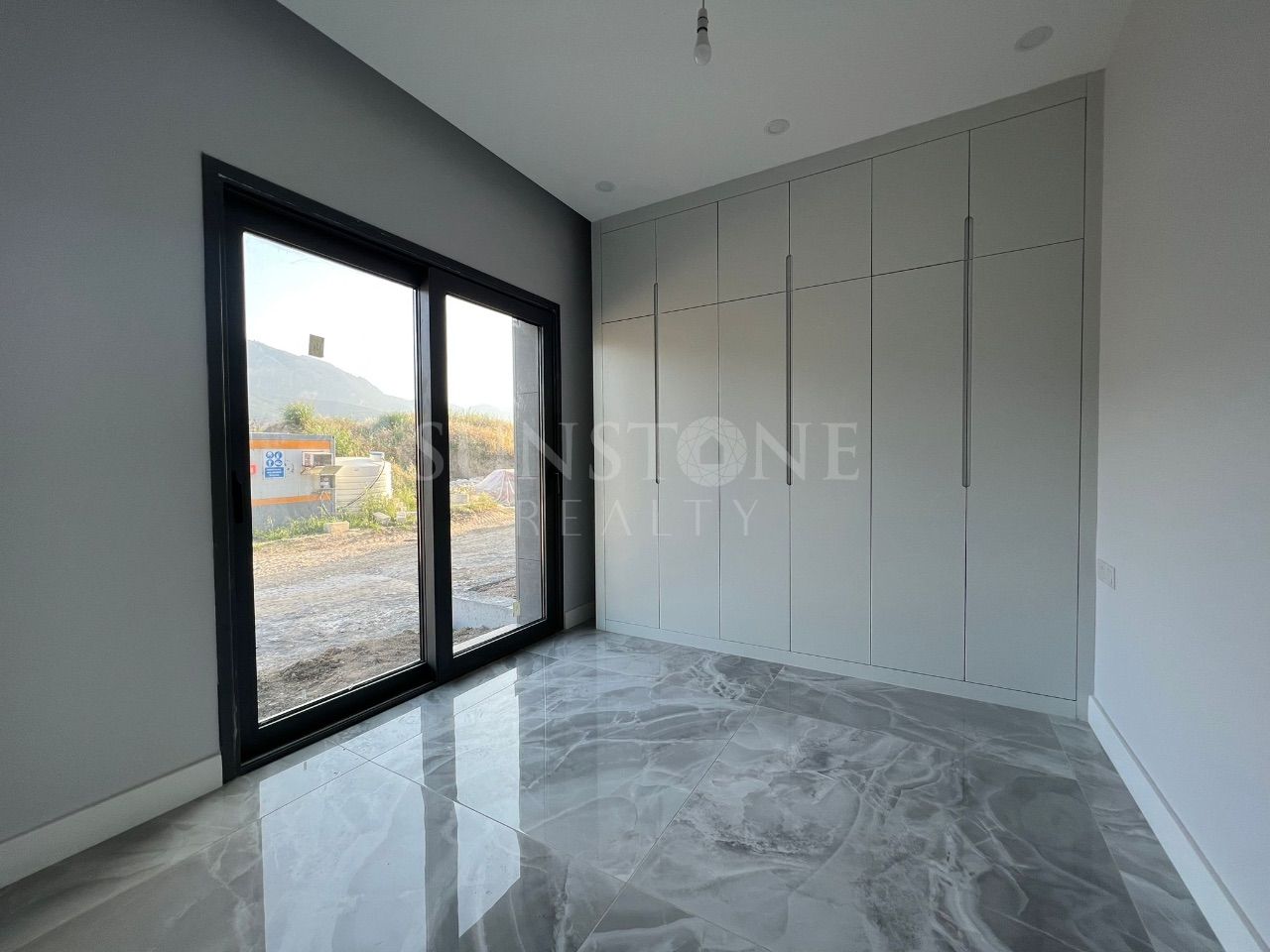 Cyprus Kyrenia Edremit 4+1 Detached Villas for Sale with Luxurious Architecture in a Magnificent Location 11