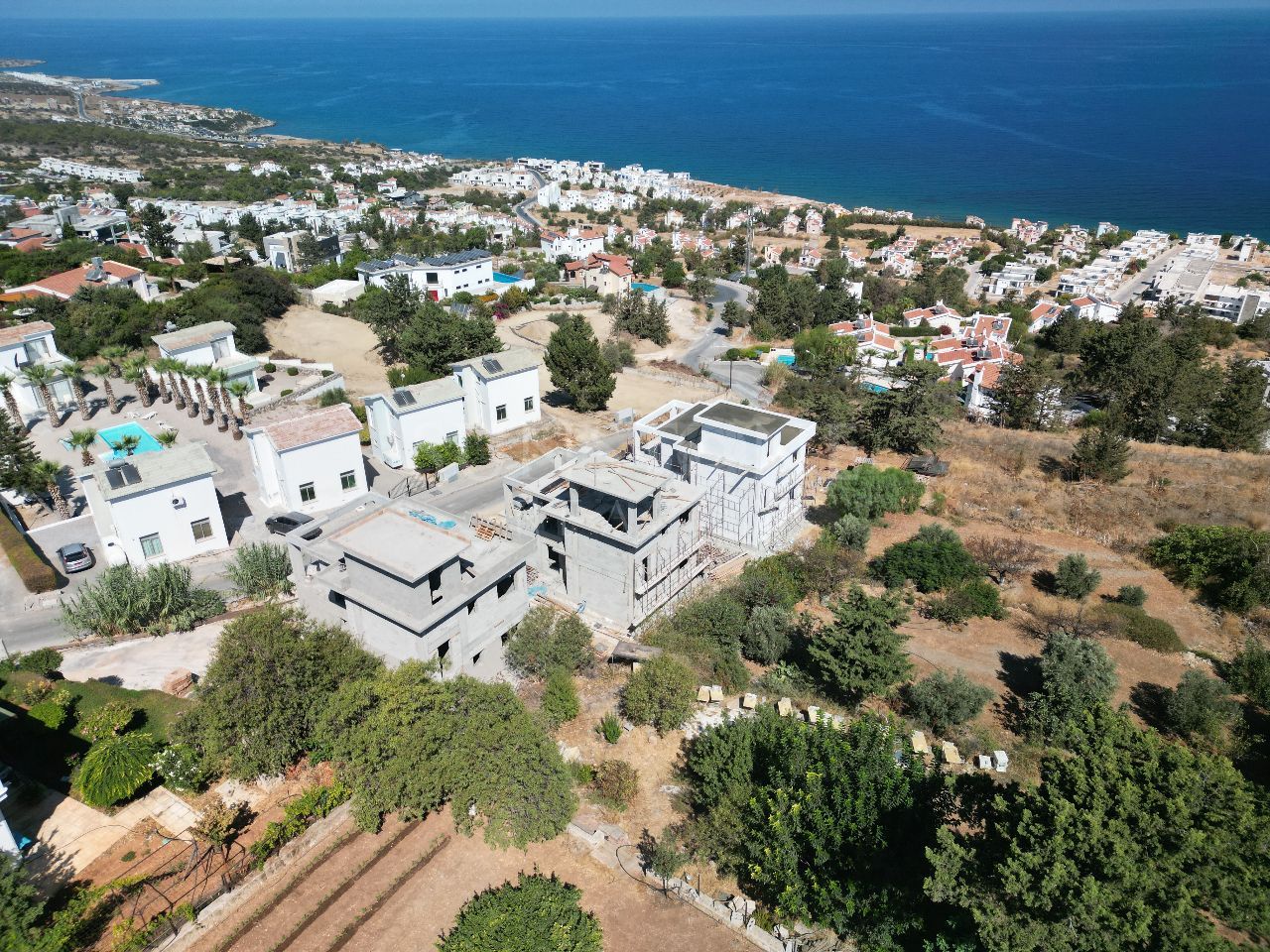 Kıbrıs Girne Esentepe’de Satılık Villa 21