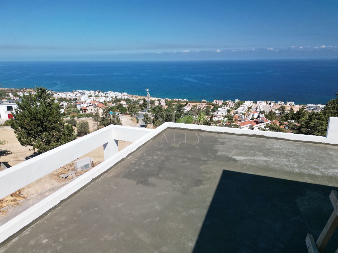 Kıbrıs Girne Esentepe’de Satılık Villa 25