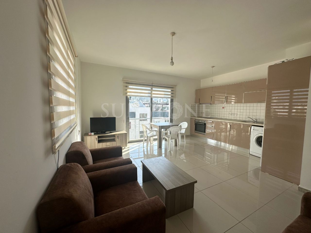 Fully Furnished 1+1 Apartment for Rent in Girne City Center, Cyprus 3