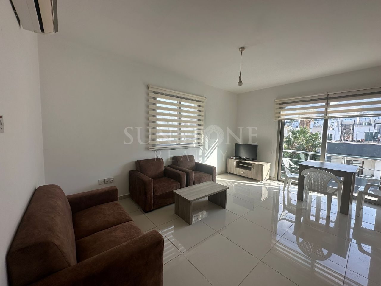 Fully Furnished 1+1 Apartment for Rent in Girne City Center, Cyprus 2