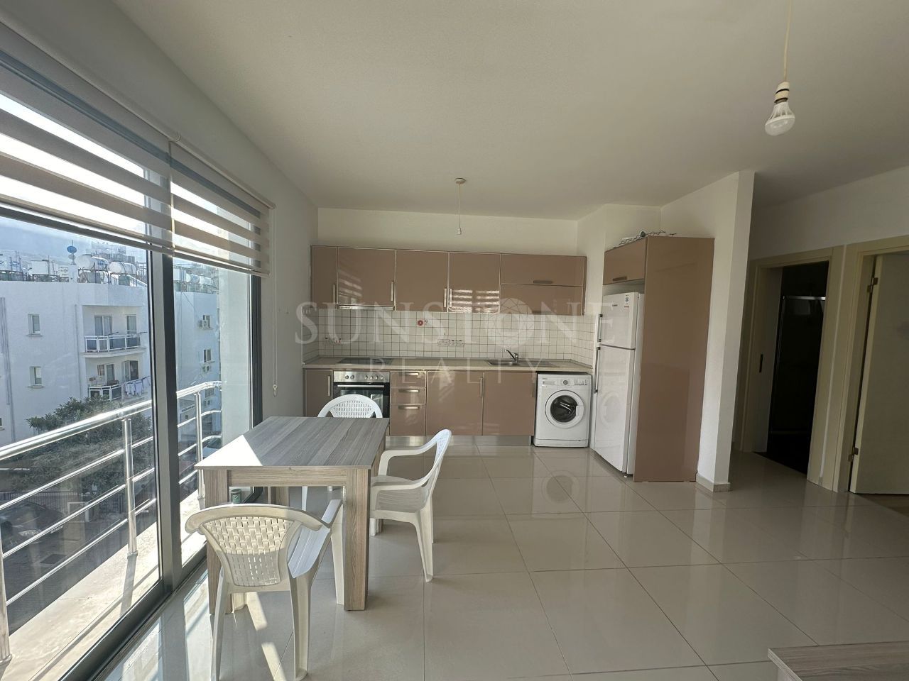 Fully Furnished 1+1 Apartment for Rent in Girne City Center, Cyprus 6
