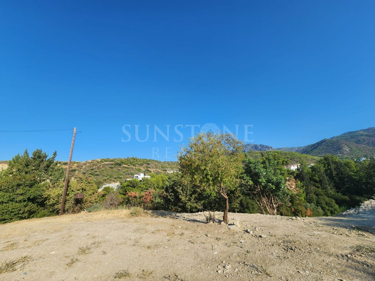 Land for Sale with Mountain and Sea Views in Kyrenia İncesu 3