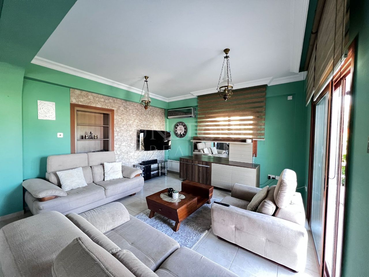 Girne Karaoğlanoğlu'nda Özel Havuzlu ve Bahçeli Kiralık Villa 6