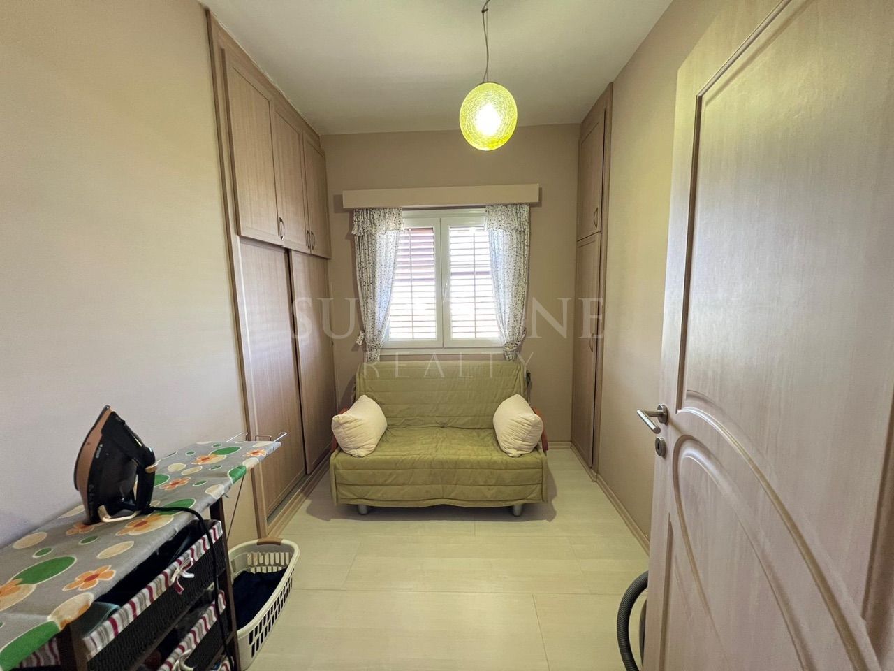 3+1 Detached Twin Villa with Shared Swimming Pool in Girne Karaoğlanoğlu Site 13