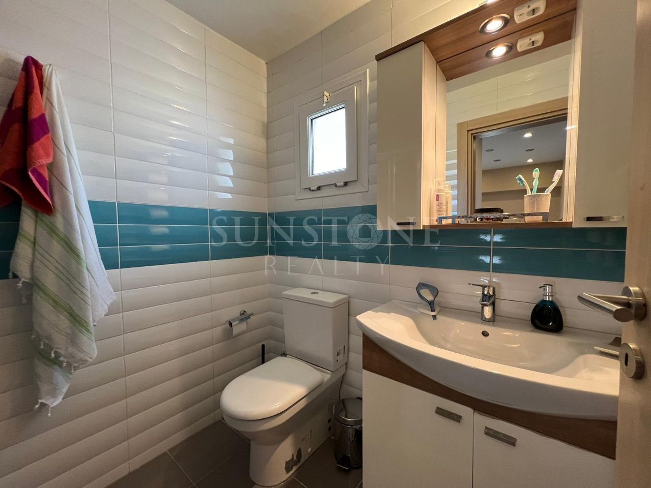 3+1 Detached Twin Villa with Shared Swimming Pool in Girne Karaoğlanoğlu Site 14