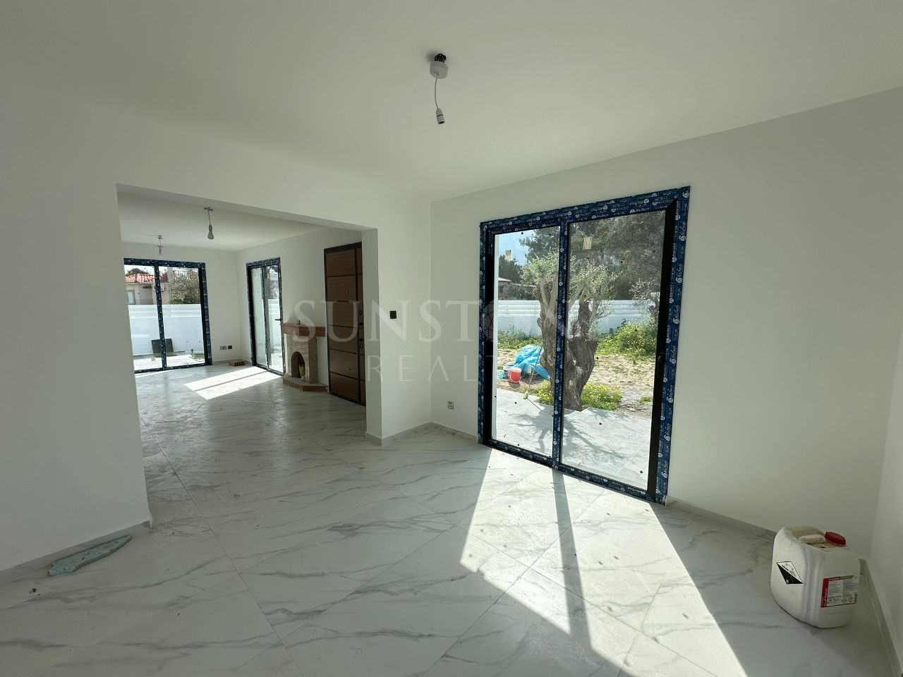 For sale 4-bedroom Villa in Girne Karaooğlanoğlu 'S' Region in Cyprus 11
