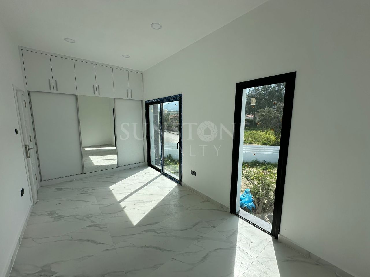 For sale 4-bedroom Villa in Girne Karaooğlanoğlu 'S' Region in Cyprus 16