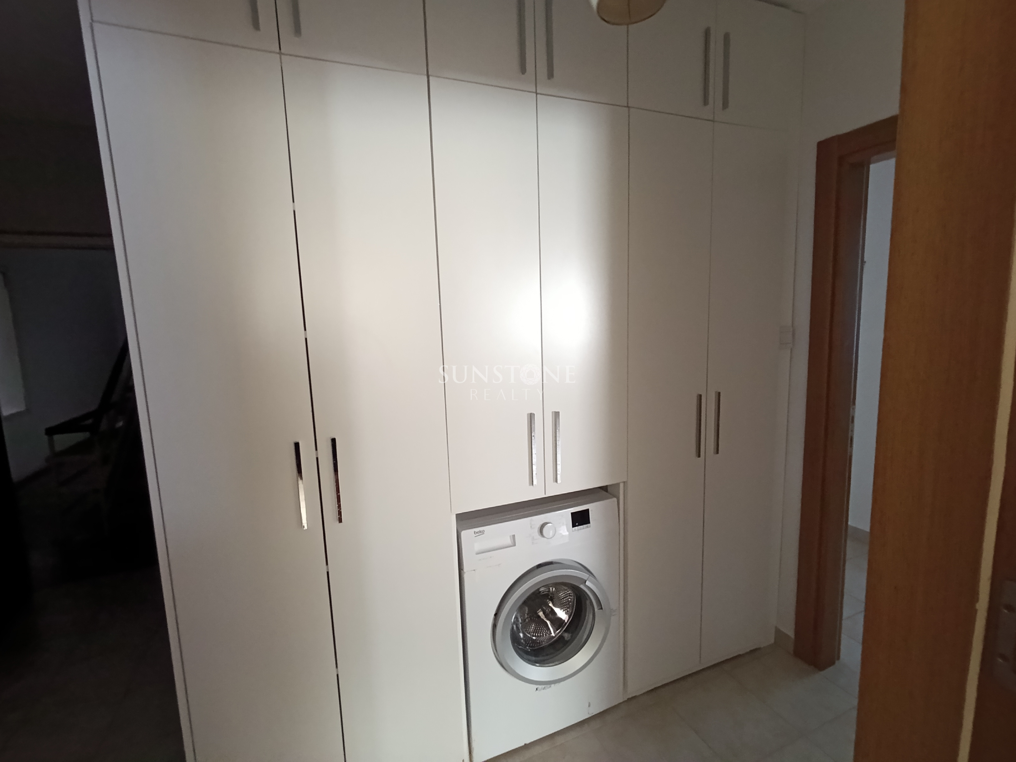 Girne Merkez Kiralık 3+1 Daire 16