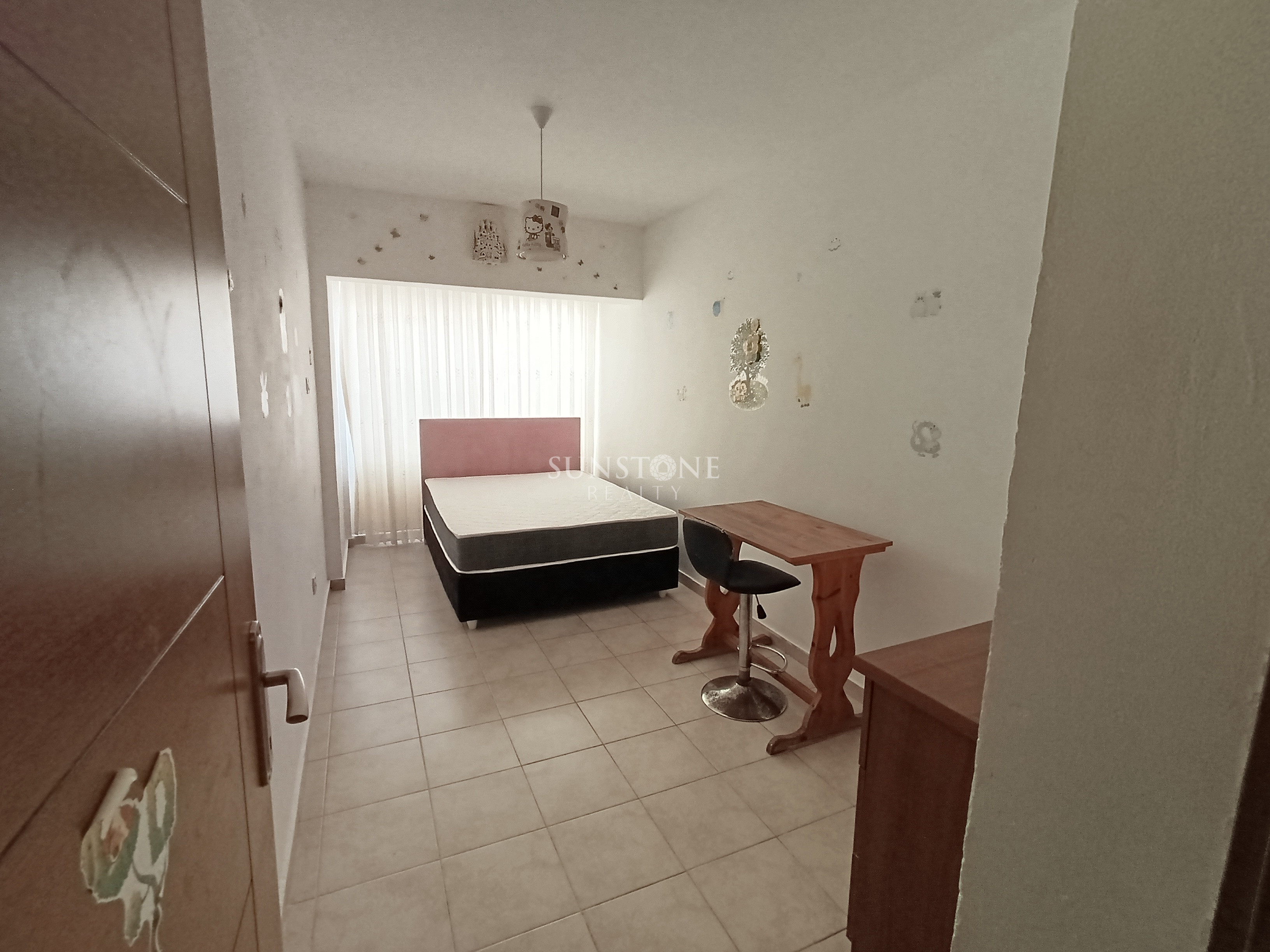 Girne Merkez Kiralık 3+1 Daire 11