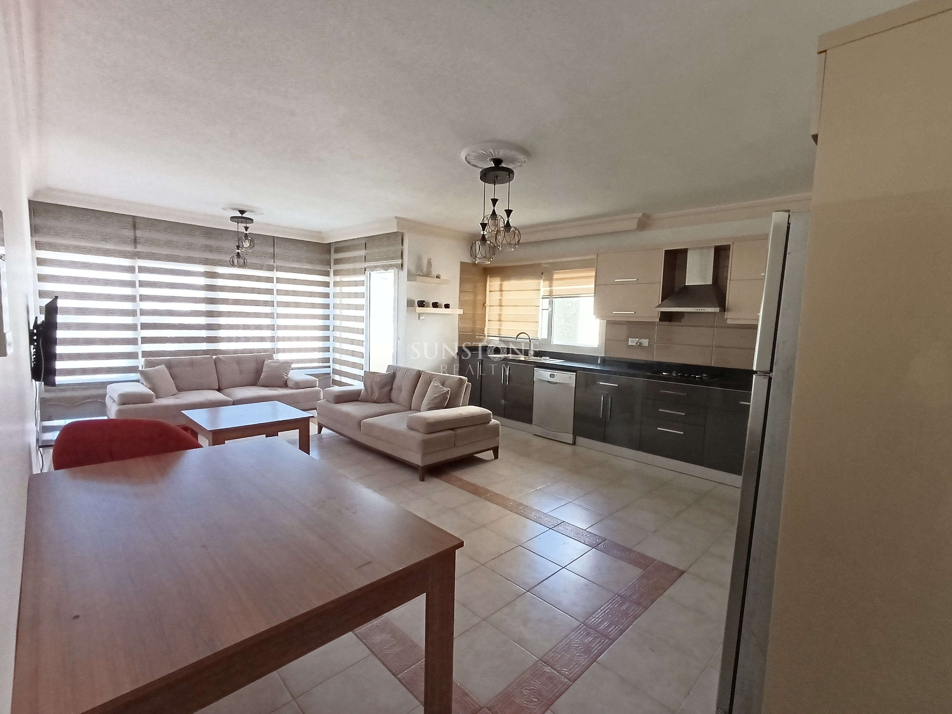 Girne Merkez Kiralık 3+1 Daire 10