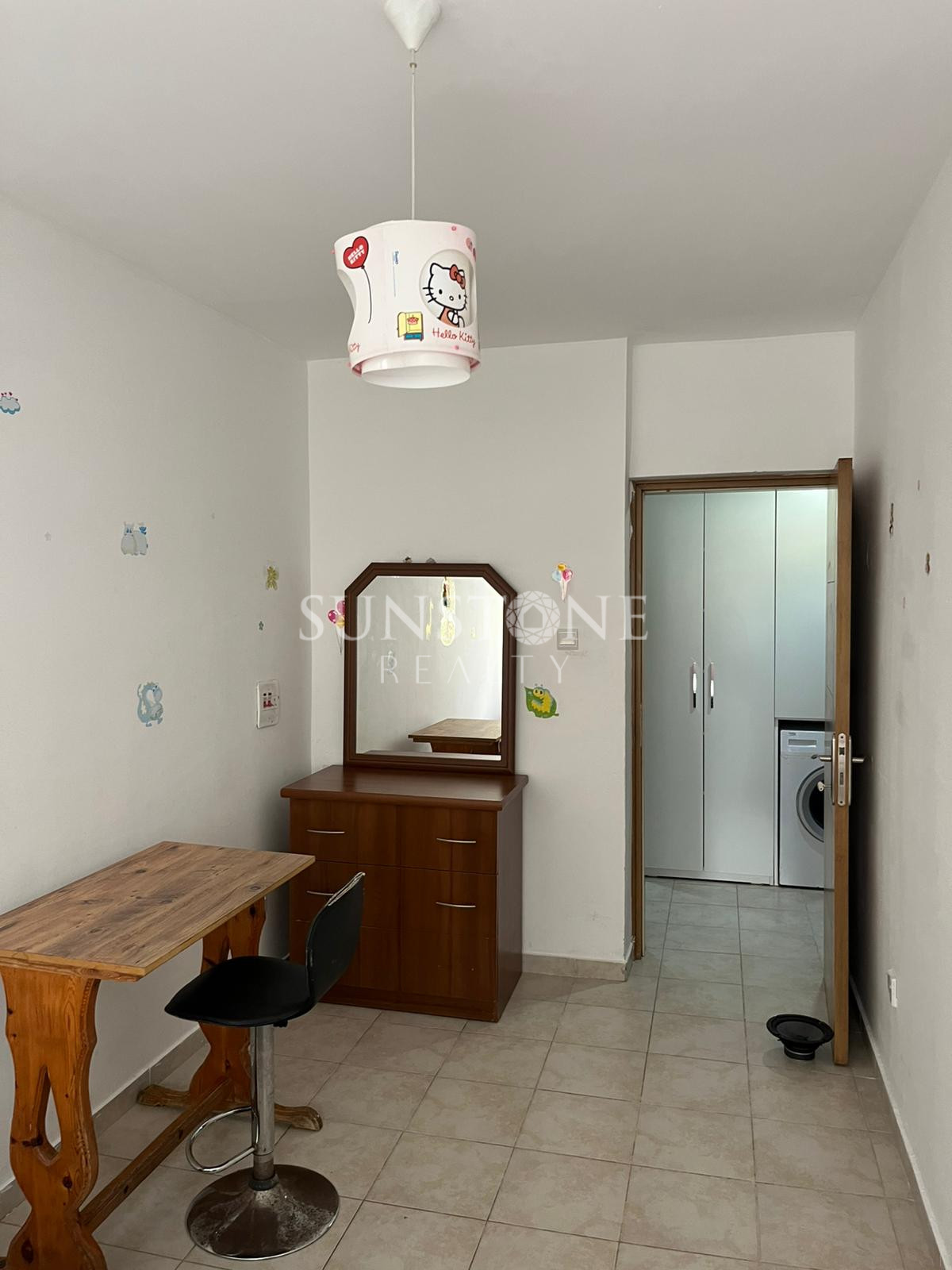 Girne Merkez Kiralık 3+1 Daire 27