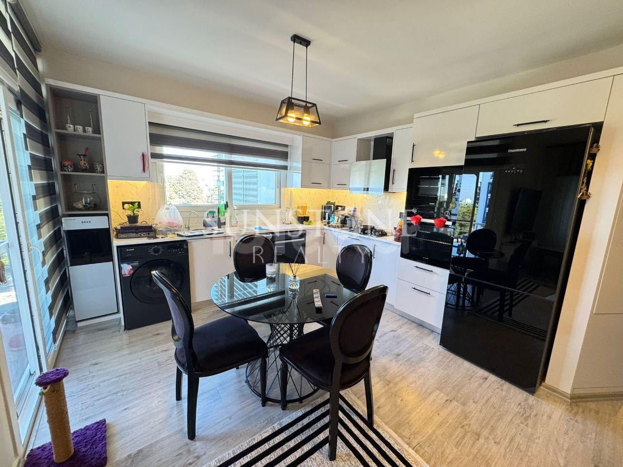 Girne Merkez Satılık Lüks 3+1 Modern Tasarım Daire 2