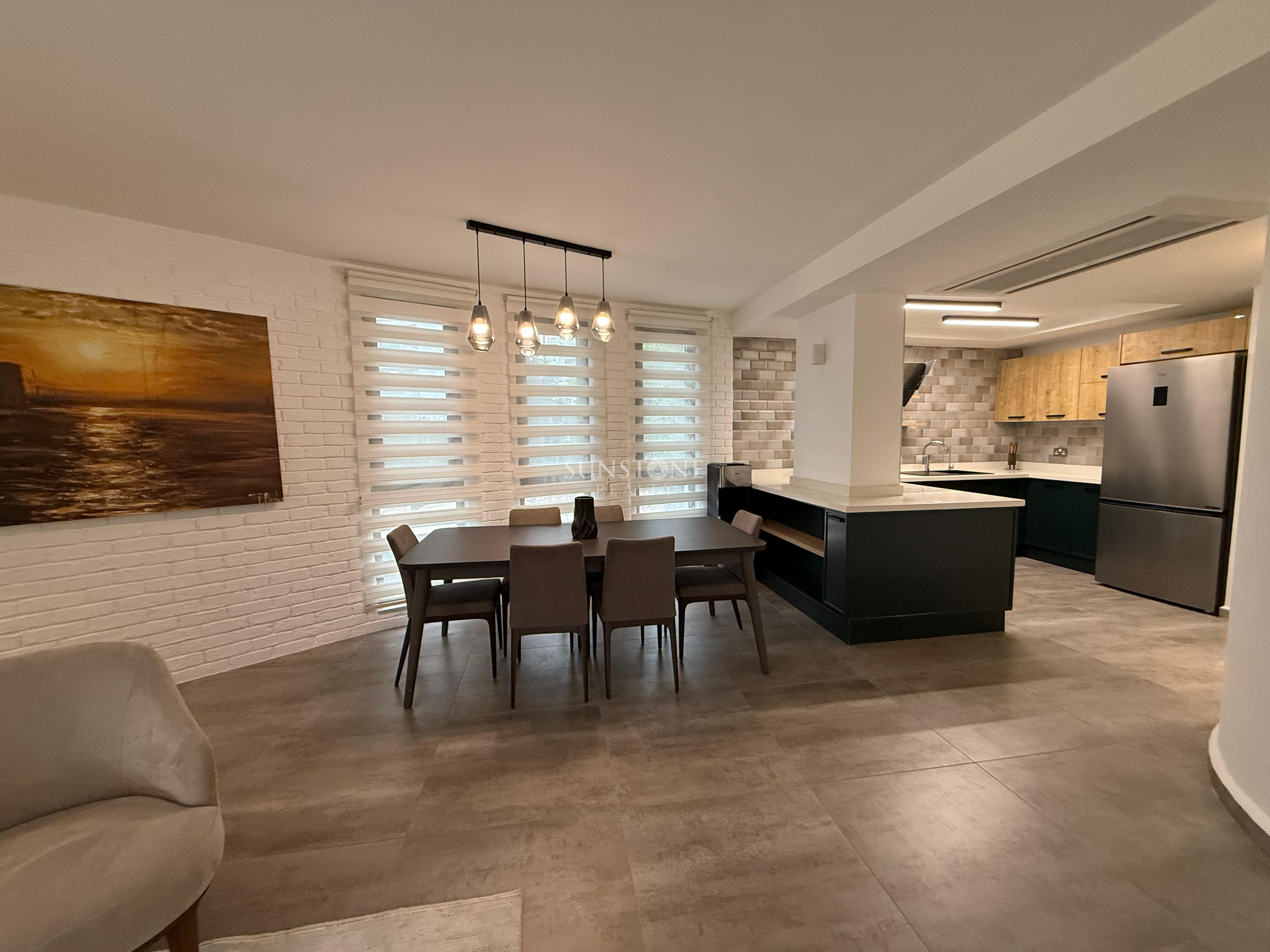 Girne Merkez Türk Mahallesi’nde Kiralık Lüks 2+1 V Residence 18