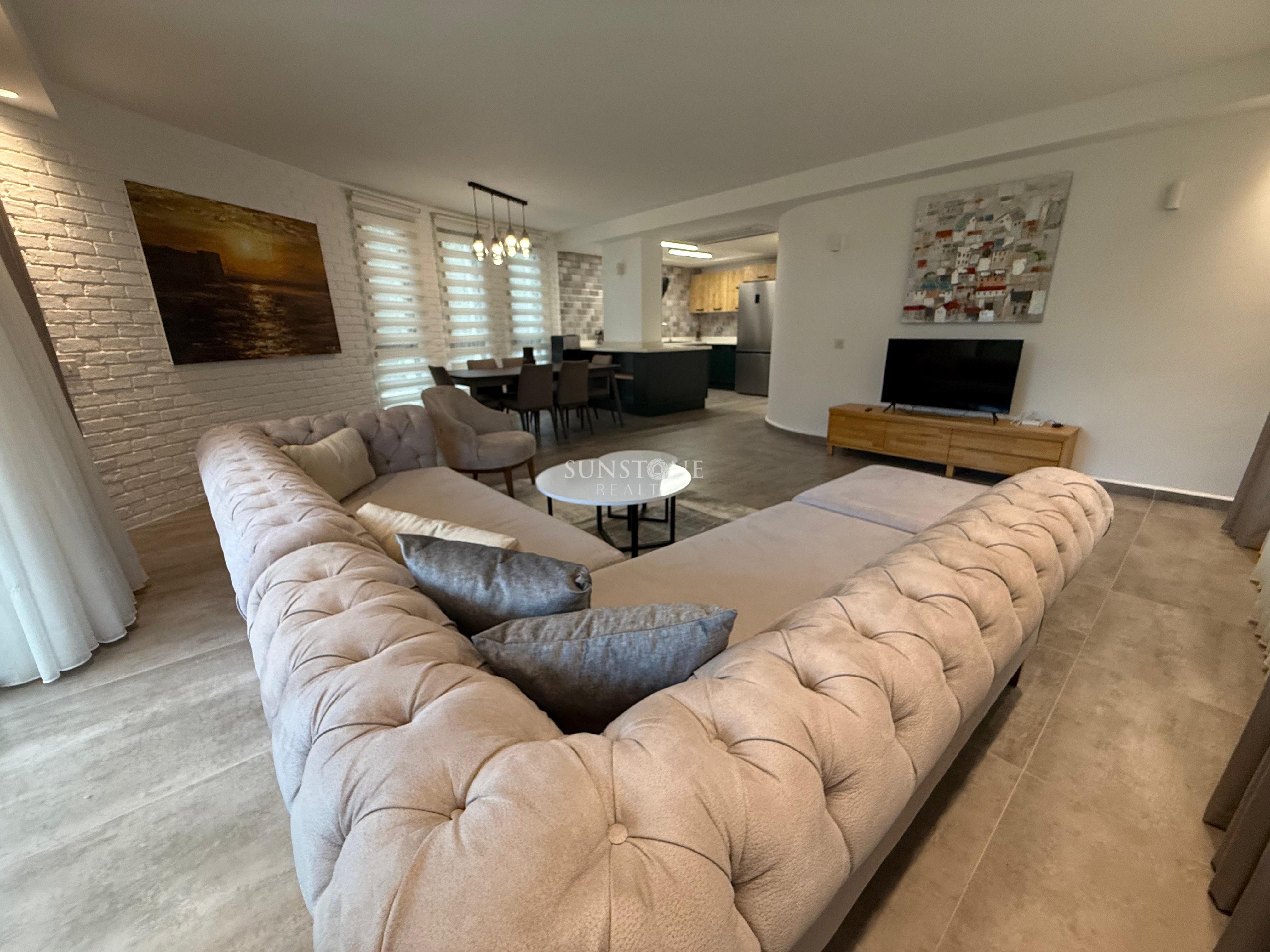 Girne Merkez Türk Mahallesi’nde Kiralık Lüks 2+1 V Residence 4