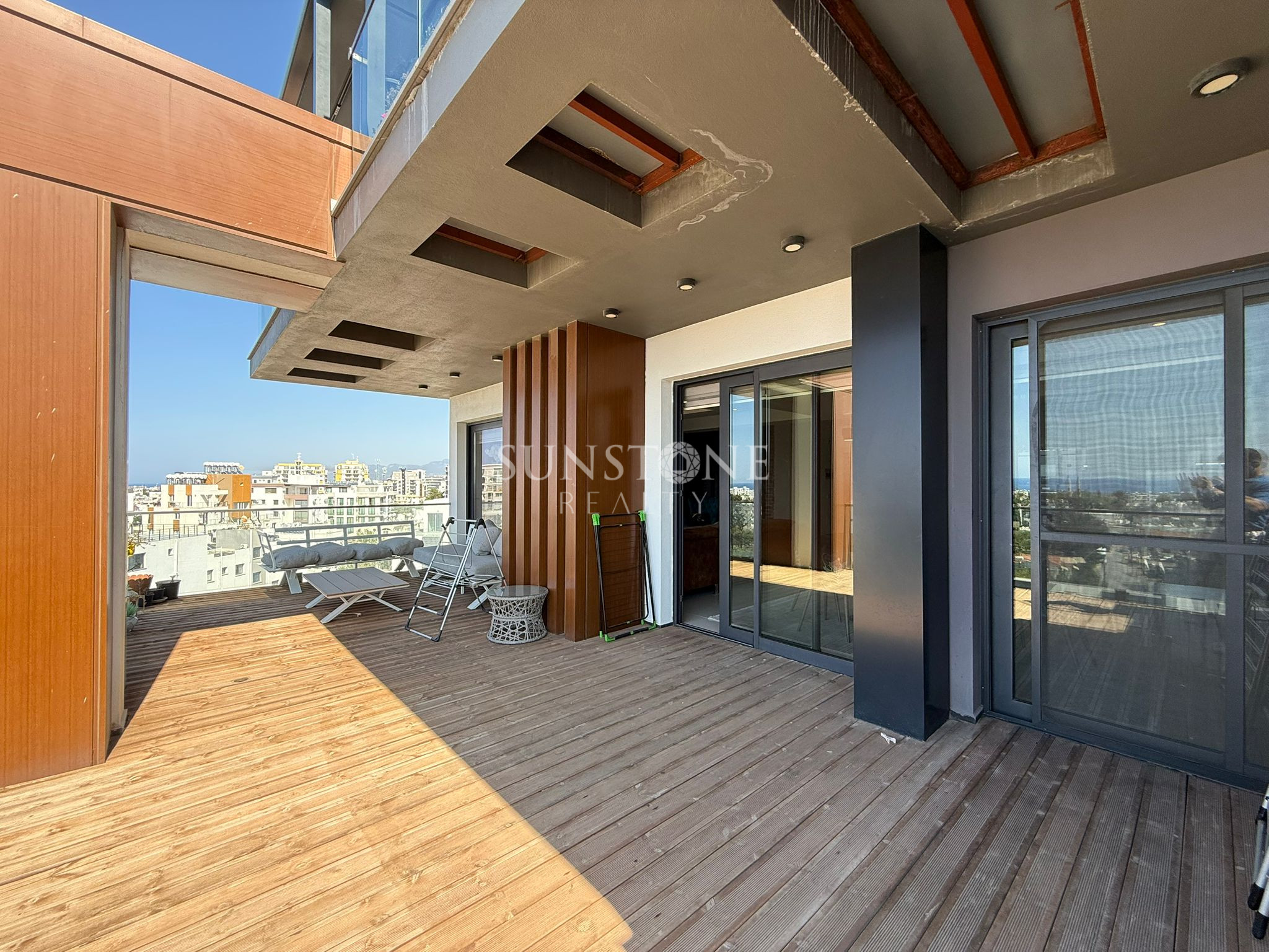  Girne Merkez Ultra Lüks Kiralık 3+1 Penthouse Daire 7