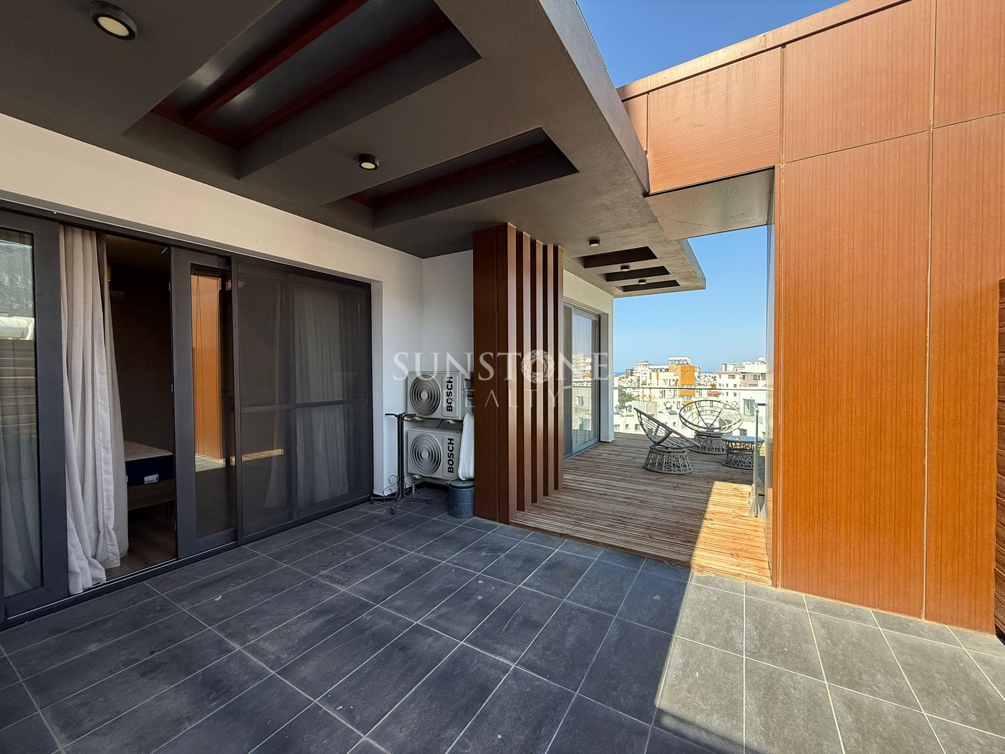  Girne Merkez Ultra Lüks Kiralık 3+1 Penthouse Daire 8