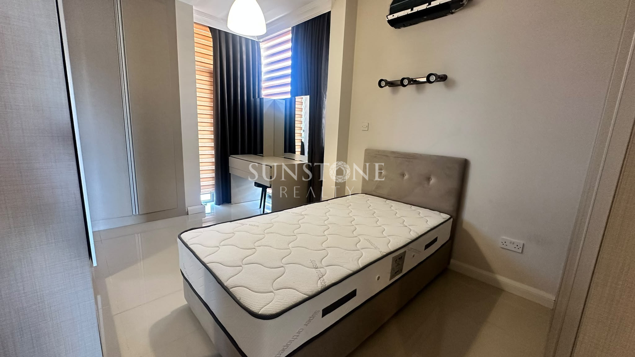 Girne Merkez'de Full Eşyalı Lüks Kiralık 2+1 Daire 7