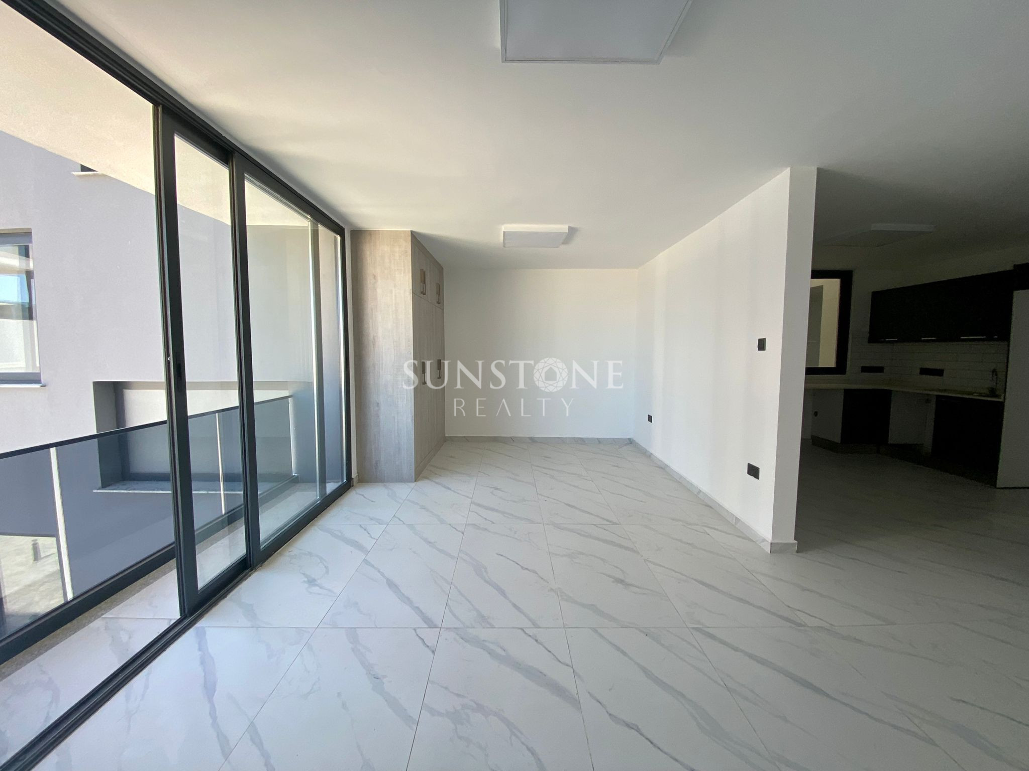 Commercial Office for Sale in Kyrenia Centre – Prestigious Location 3