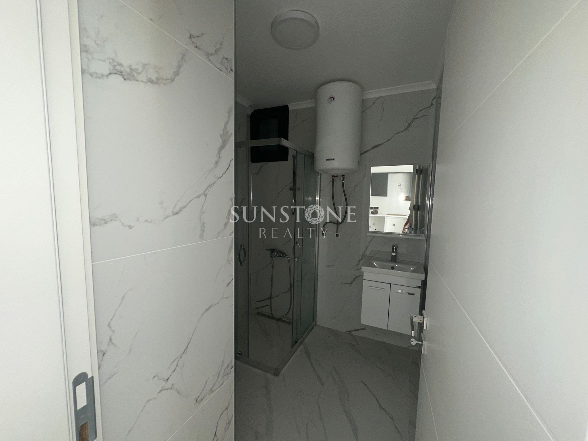 Commercial Office for Sale in Kyrenia Centre – Prestigious Location 5