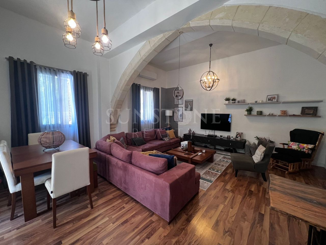 3+1 Detached House with Turkish House for Sale in Cyprus - Kyrenia - Ozabköy 4