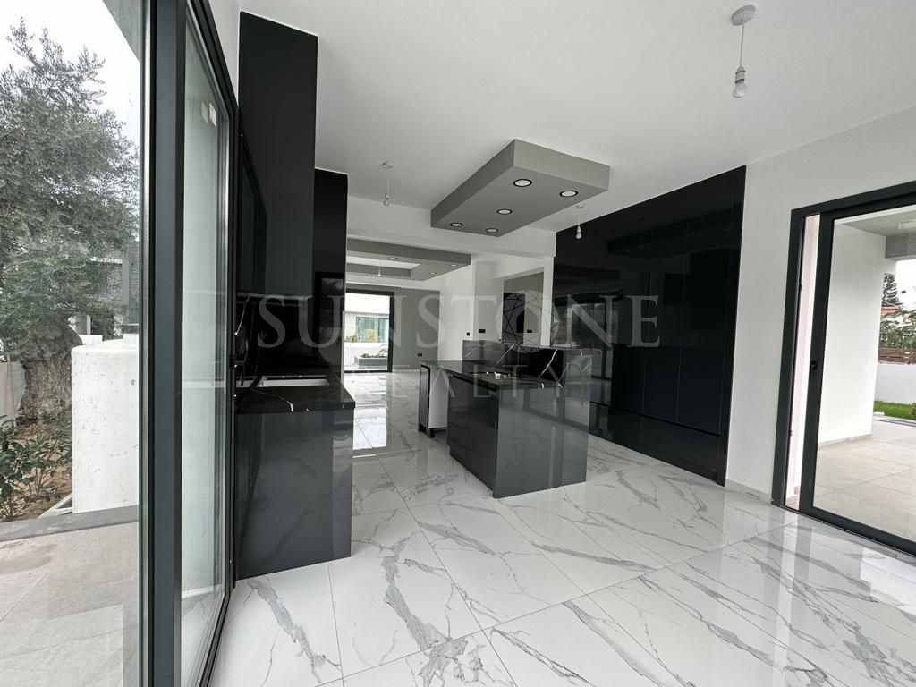 For Sale: 3+1 Villa in Ozanköy, Girne, Cyprus 9