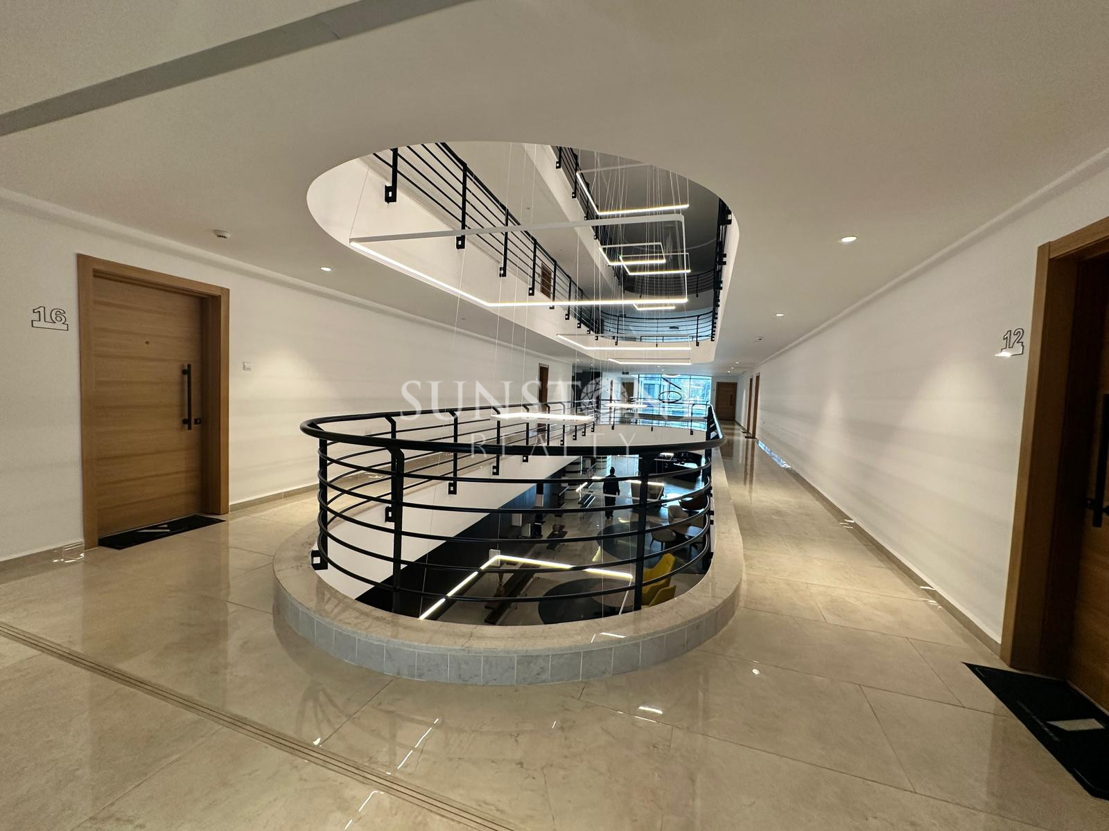 Girne - The V Residence 1+1, 57 m² Büyük Teras  18