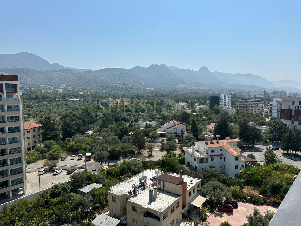 Kıbrıs Girne Merkez'de Satılık Türk Kocanli 3+1 Lüks Daire 28