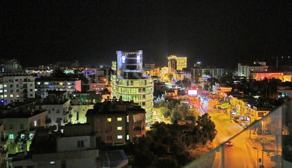 Kıbrıs Girne Merkez'de Satılık Türk Kocanli 3+1 Lüks Daire 31