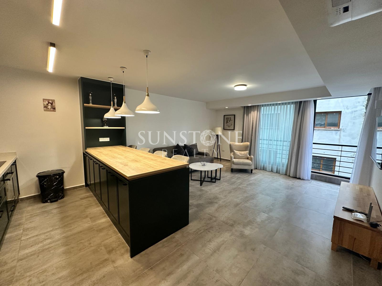 Girne’nin Kalbinde Modern ve Lüks Yaşam: The V Residence 2+1 Daire  3