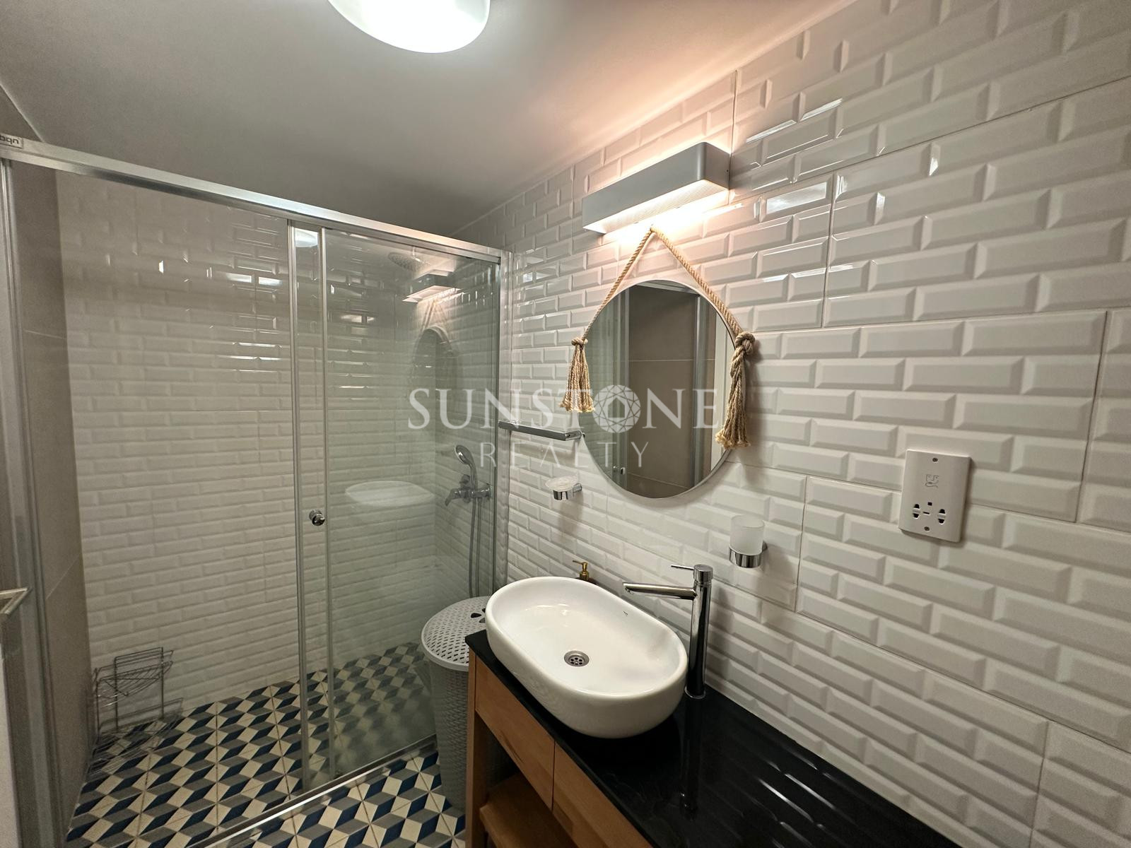 Girne’nin Kalbinde Modern ve Lüks Yaşam: The V Residence 2+1 Daire  14