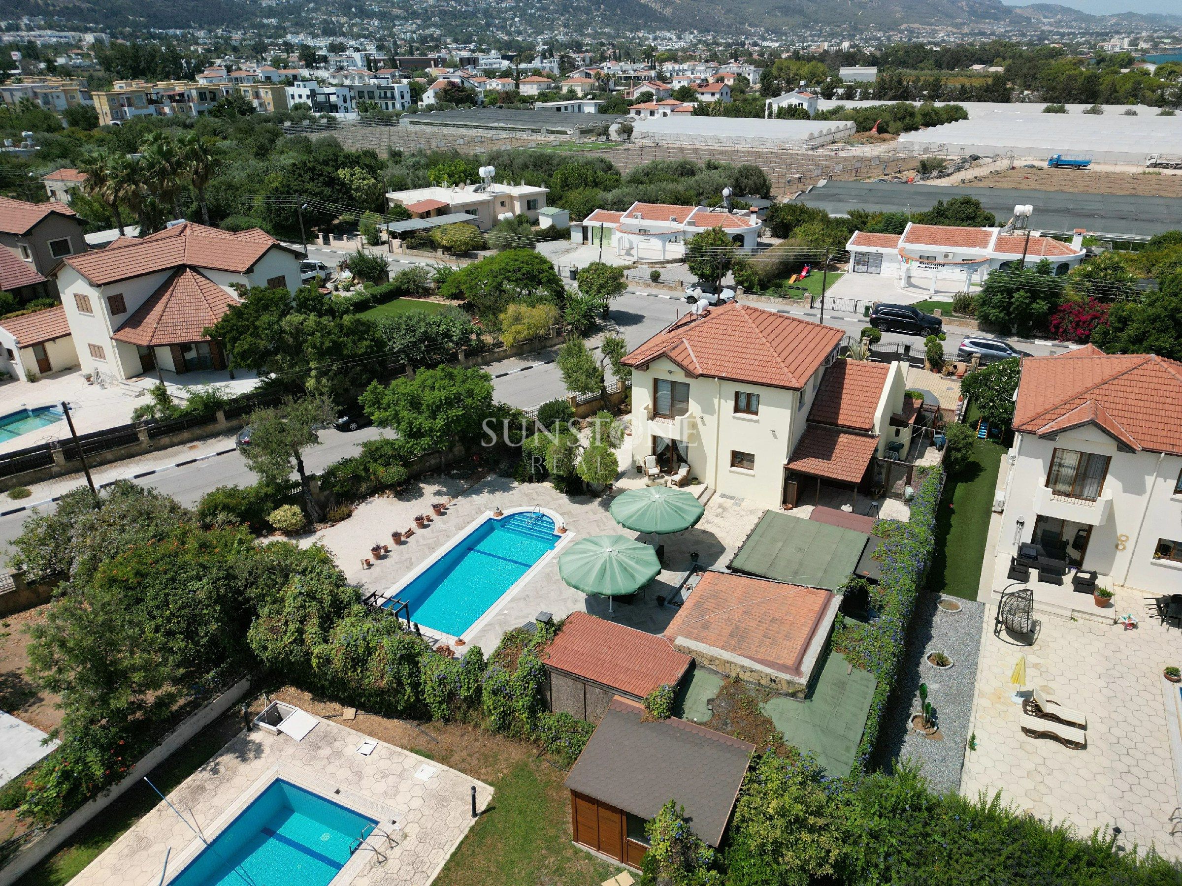 This Villa Offers More Than You Ever Dreamed Of! 5
