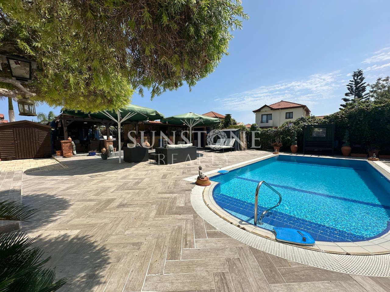 This Villa Offers More Than You Ever Dreamed Of! 33
