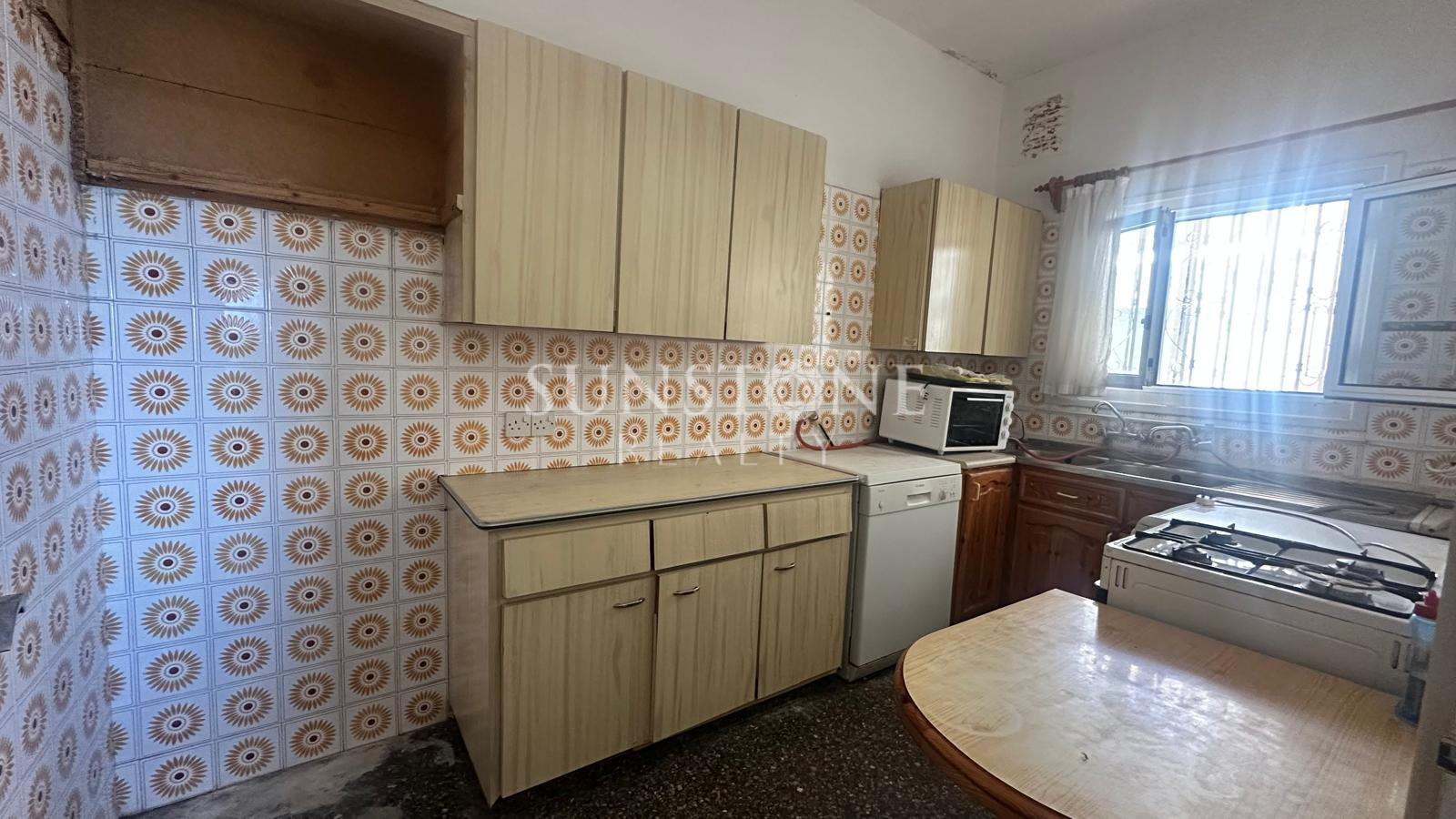 Kbırıs Girne Karaoğlanoğlu Bölgesinde Denize 100 Metre Mesafede Satılık 2+1 Daire. 12