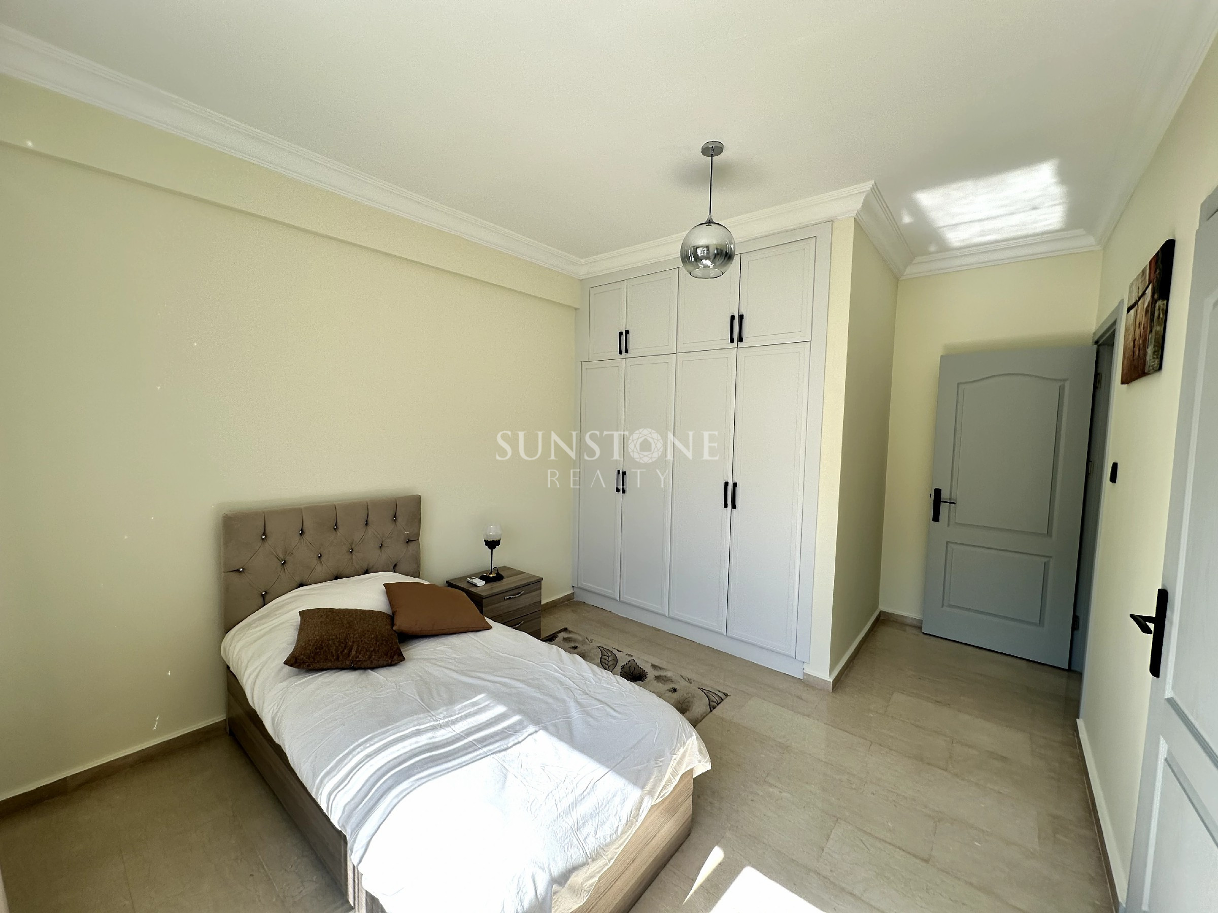 Kıbrıs Girne Alsancak Bölgesinde Satılık 4 Yatak Odalı Villa. 10