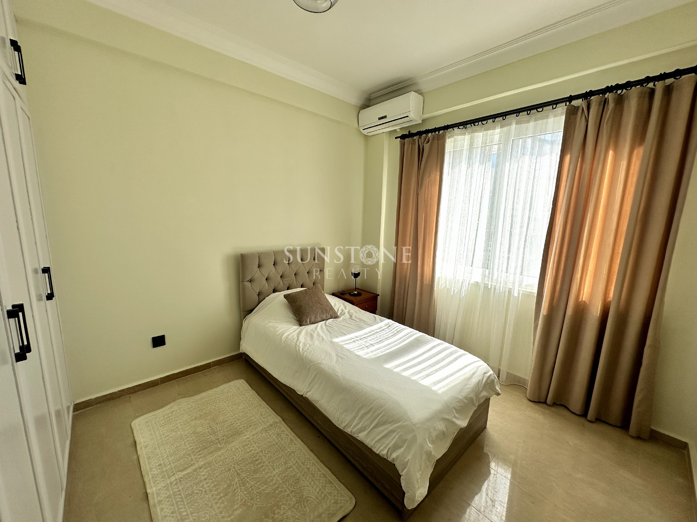 Kıbrıs Girne Alsancak Bölgesinde Satılık 4 Yatak Odalı Villa. 12