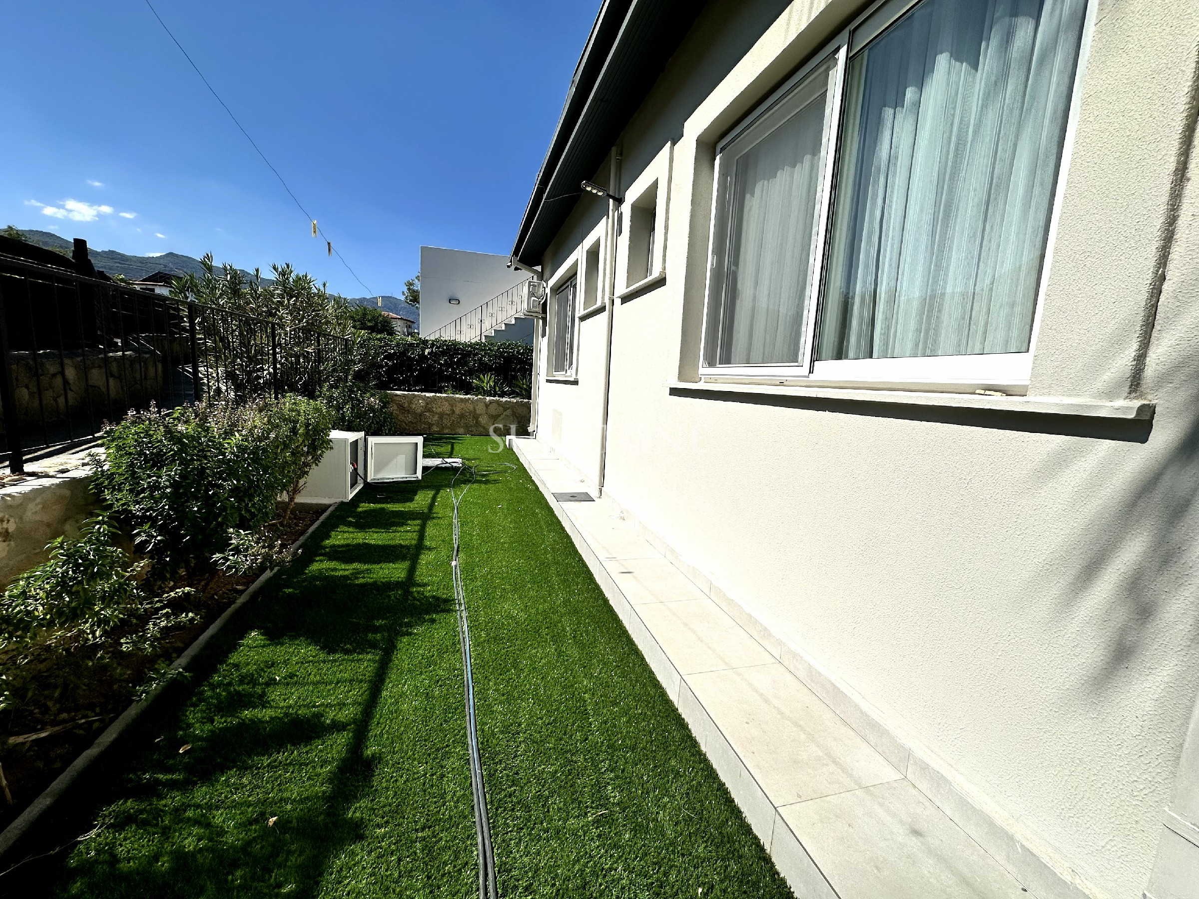 Kıbrıs Girne Alsancak Bölgesinde Satılık 4 Yatak Odalı Villa. 18