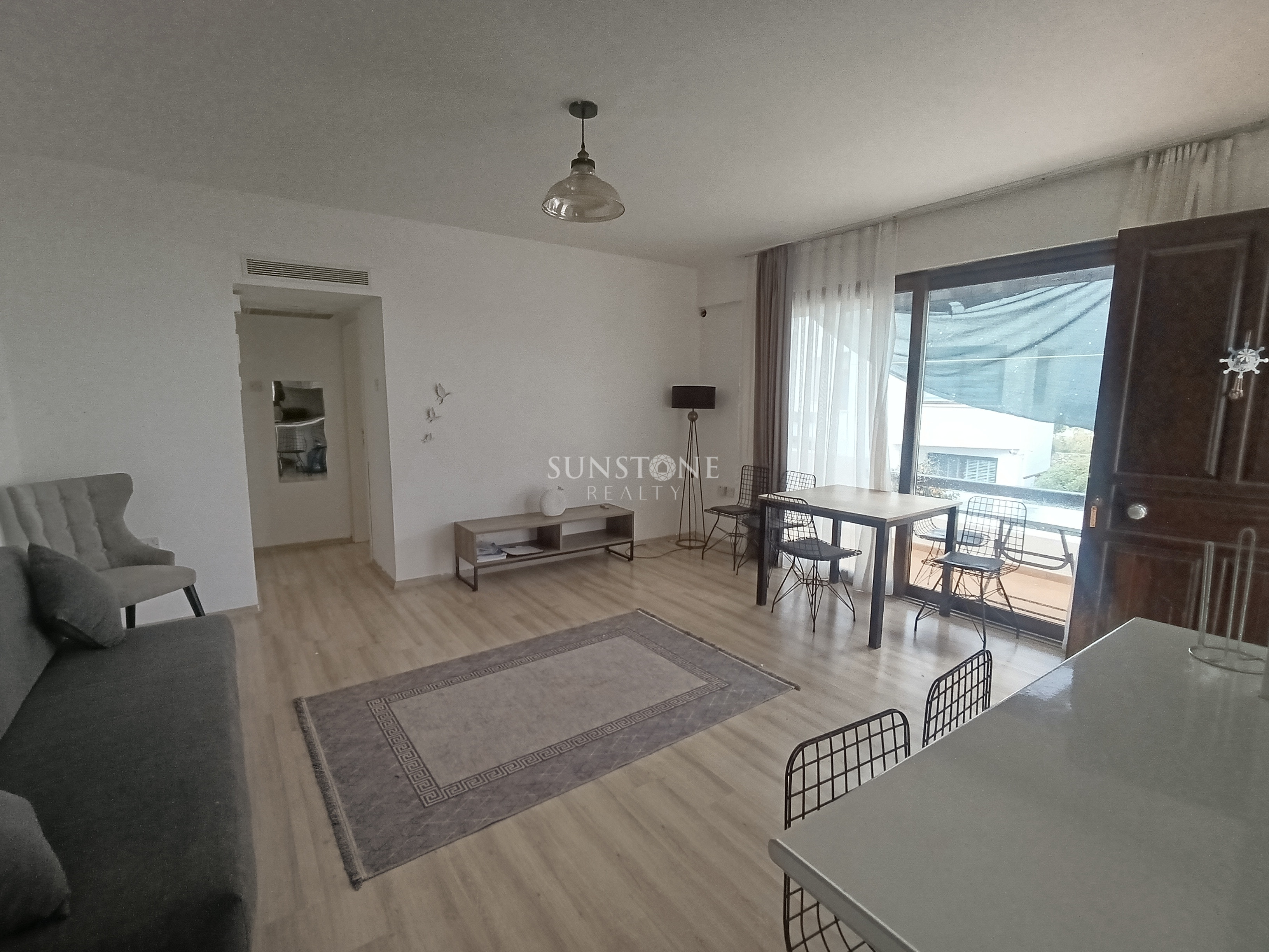 Kıbrıs Girne Alsancak 1+1 Kiralık  6