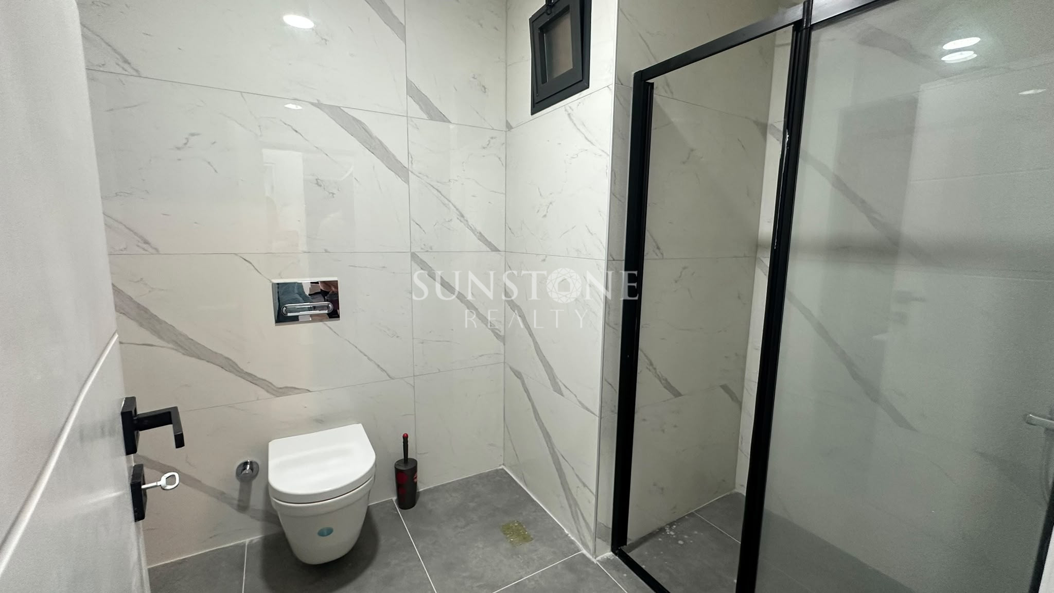 Kıbrıs Girne Alsancak Merkezde 2+1 Full Eşyalı Kiralık Daire. 15