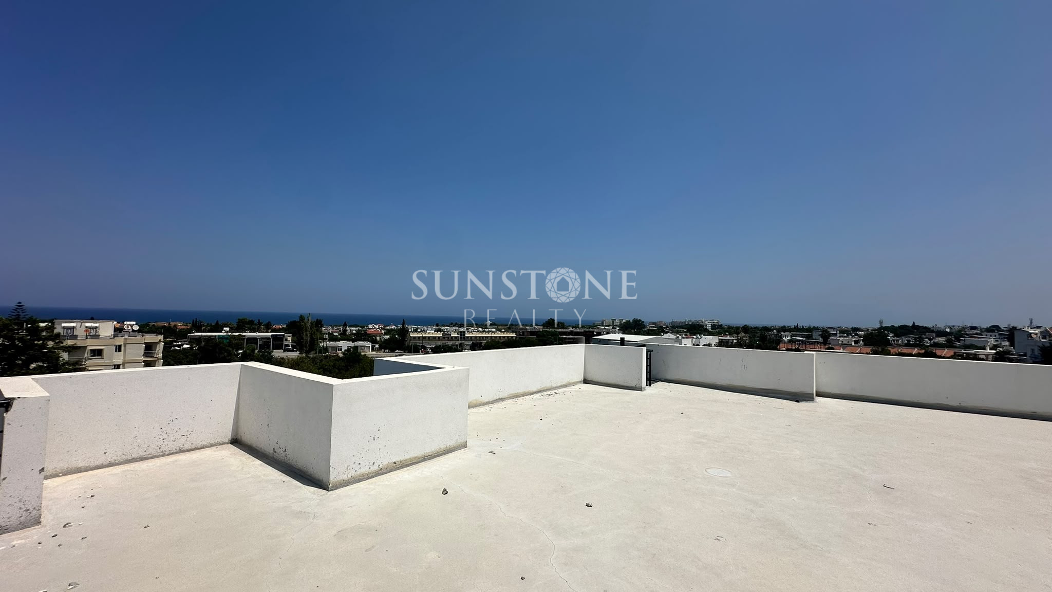 Kıbrıs Girne Alsancak Merkezde 2+1 Full Eşyalı Kiralık Daire. 19