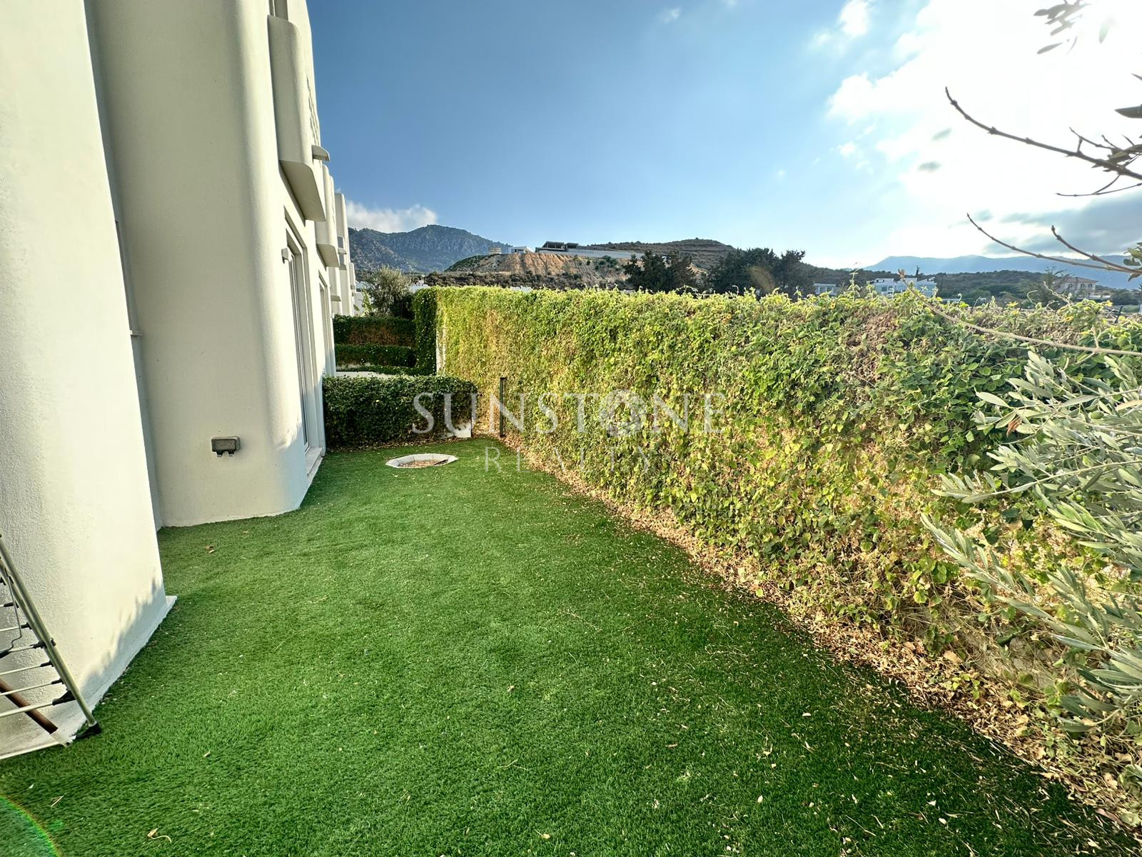 Kıbrıs Girne Alsancak Terra Sitesinde Kiralık 1+1 Daire 13