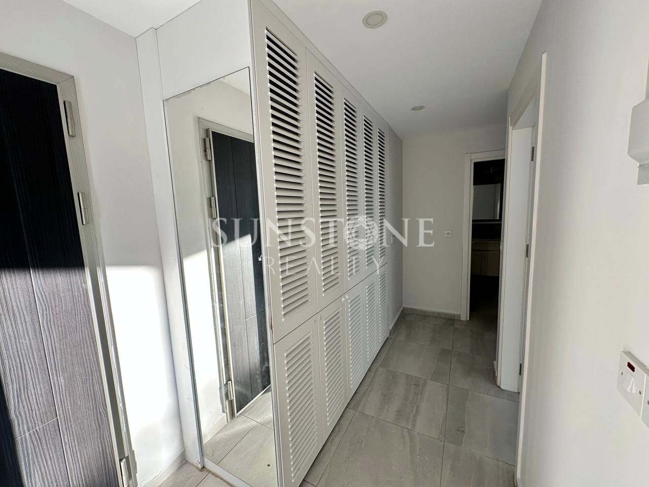 Kıbrıs Girne Alsancak Town Houses Sitesinde Satılık 2+1 Daire 11
